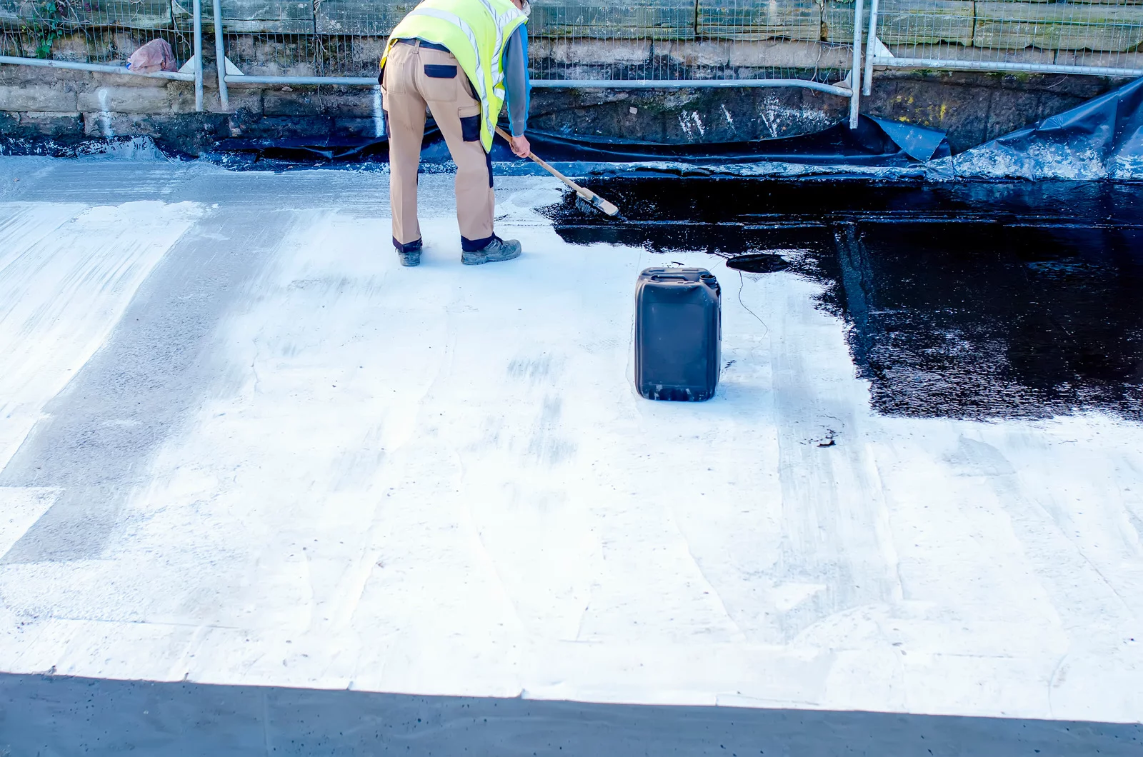 Color Your Concrete: When and How to Opt for Professional Staining