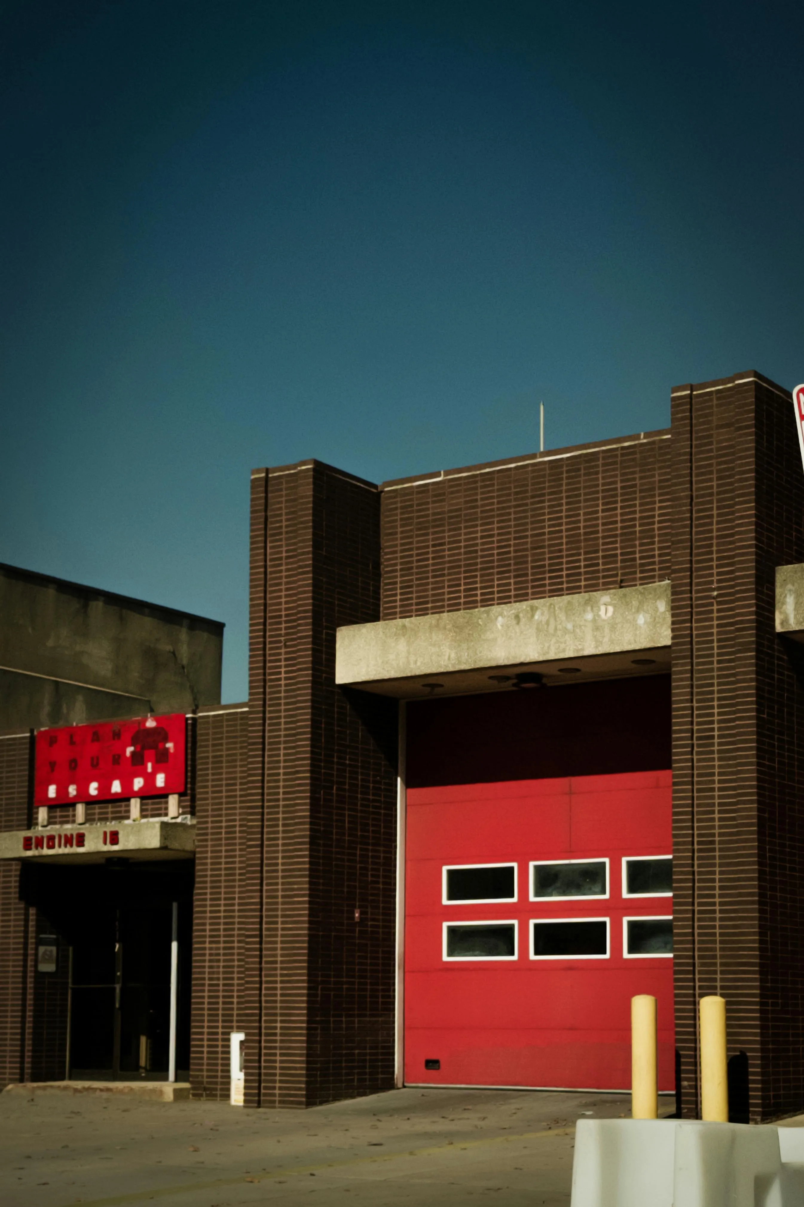 Save Money on Maintenance: The Benefits of Steel Garage Doors in Texas