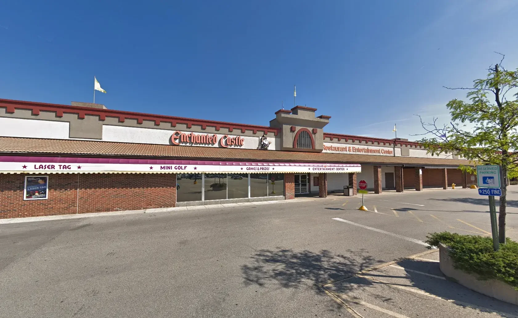 Discover Family Fun at Veterans Park District / Grant Park Recreation Center in Northlake, IL