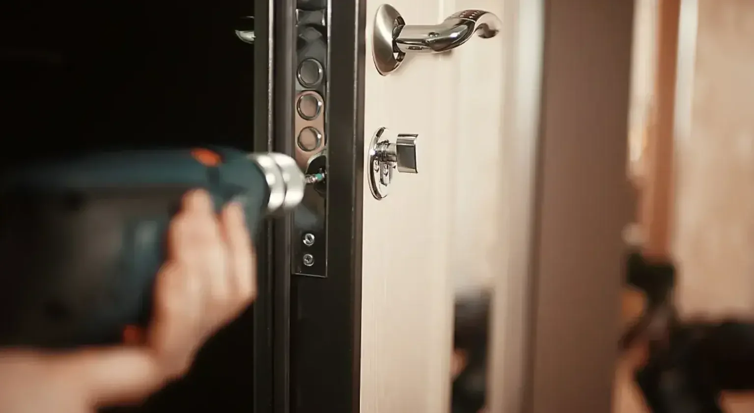 Enhancing Workplace Security With Professional Locksmith Services