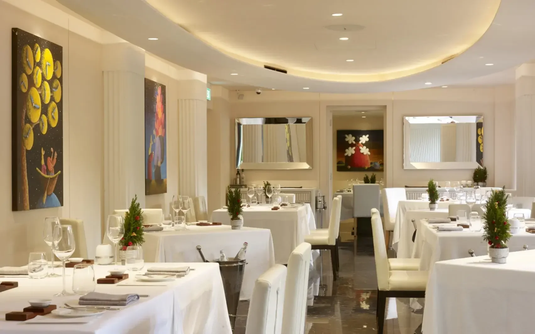 Exploring Cantigny in Wheaton, IL: Gardens, History, and Outdoor Beauty