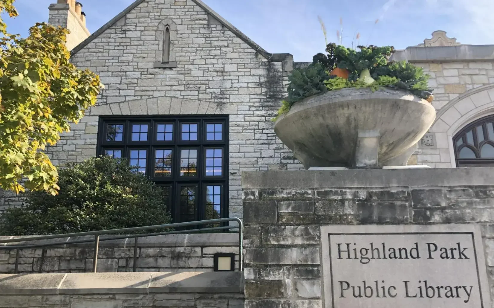 Family-Friendly Entertainment at Stardust Bowl in Addison, IL: Bowling, Arcade, and More