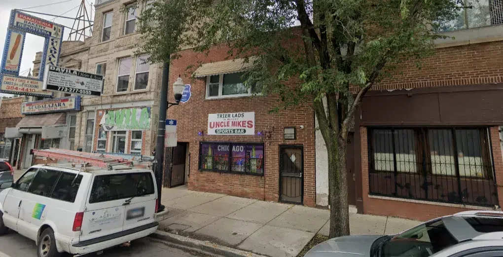 Family-Friendly Fun Awaits at Rocket Ice Skating Rink in Bolingbrook, IL