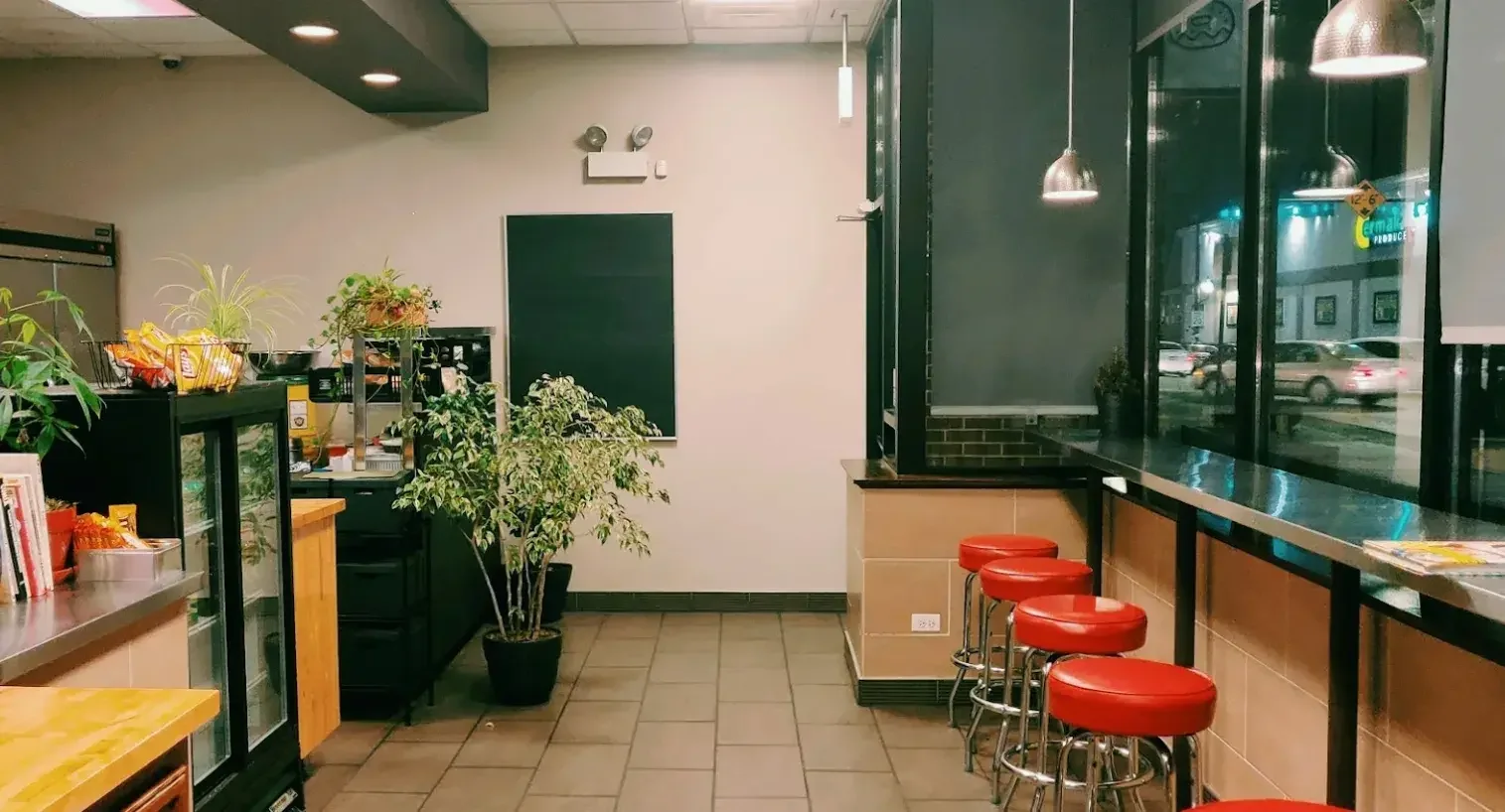 Fragrance Finds: Shopping at Paris Perfume Outlet in Cicero, IL