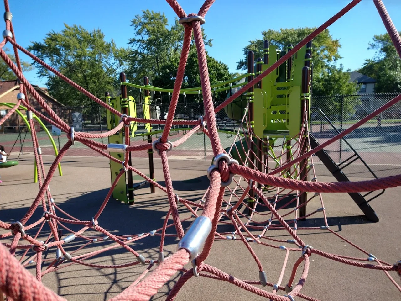 Golf, Relaxation, and Great Times at Links and Tees Golf Club in Addison, IL