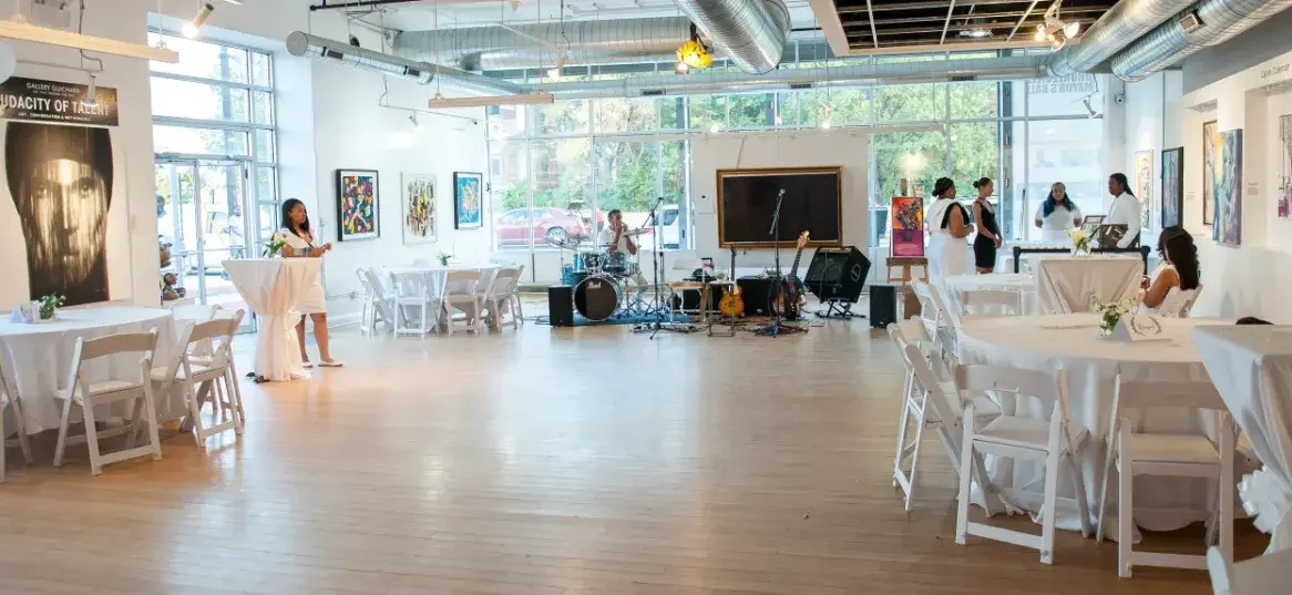 Savoring Chicago-Style Favorites at Portillo's in Northlake IL