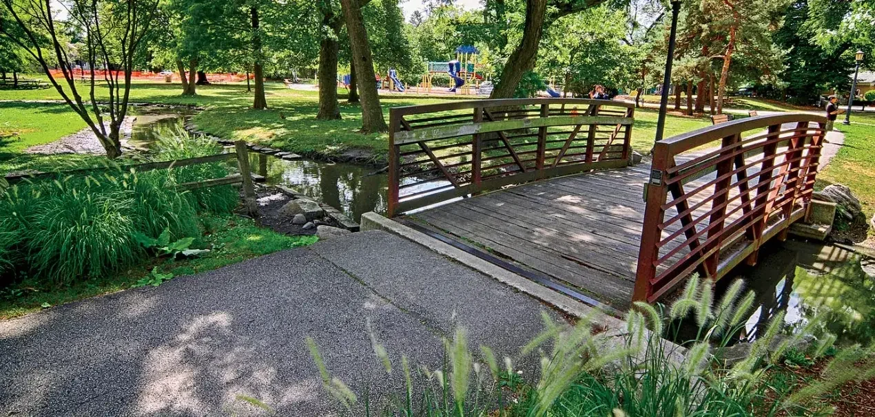 Smart Keys, Smart Cars: Navigating Modern Car Security Technologies