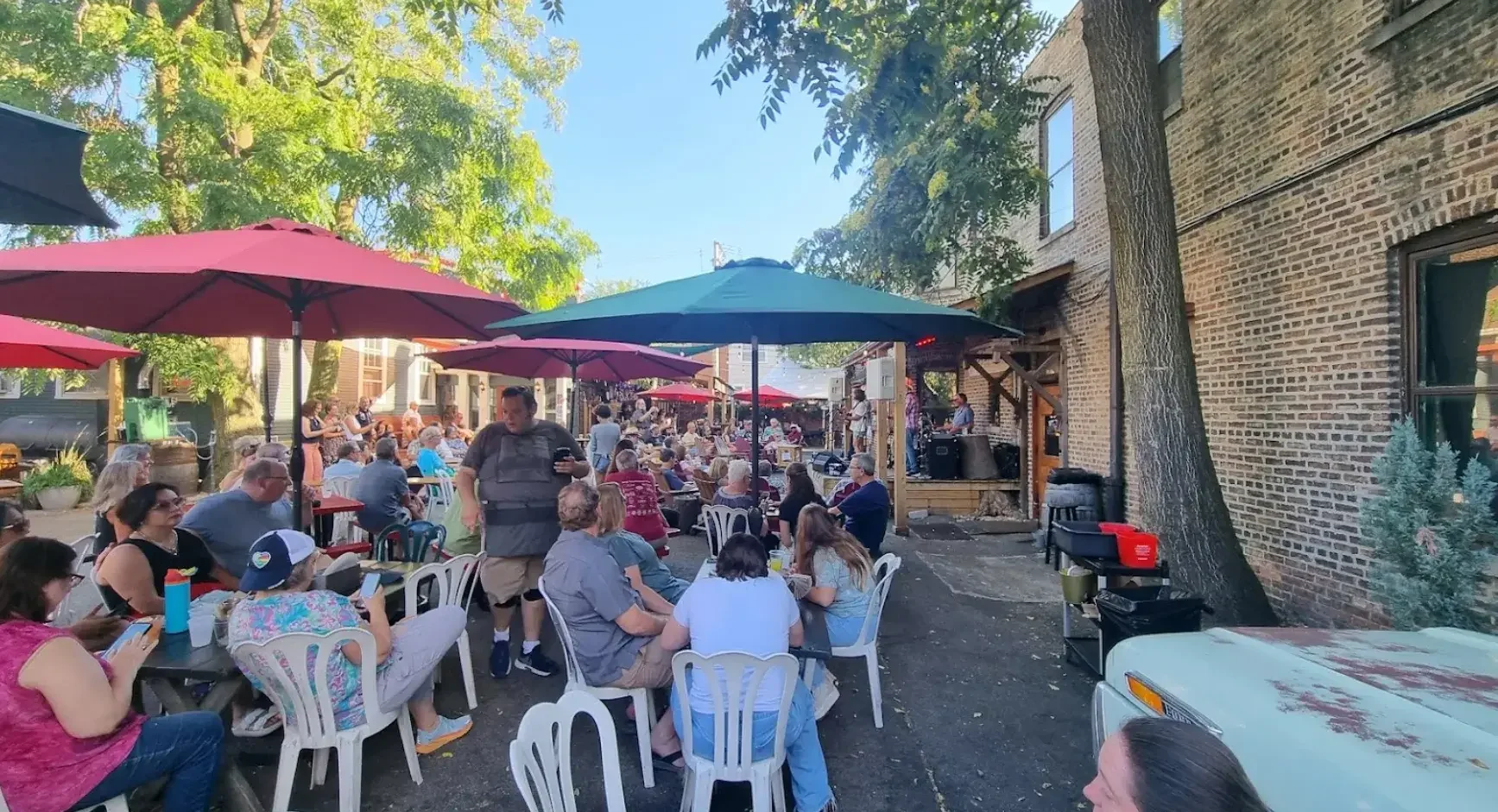 Splash and Play: Family Fun at Smith Park's Swimming Pool in West Town, IL