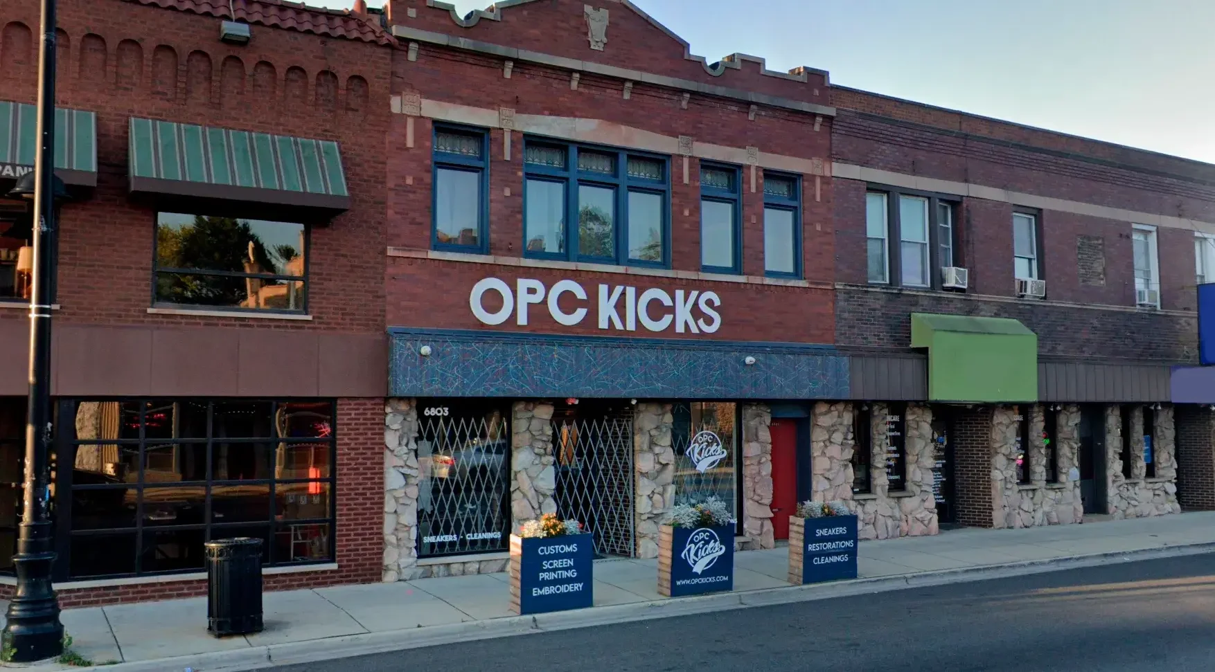 Splash Into Summer Fun at Gouin Pool & Water Slides in Franklin Park, IL