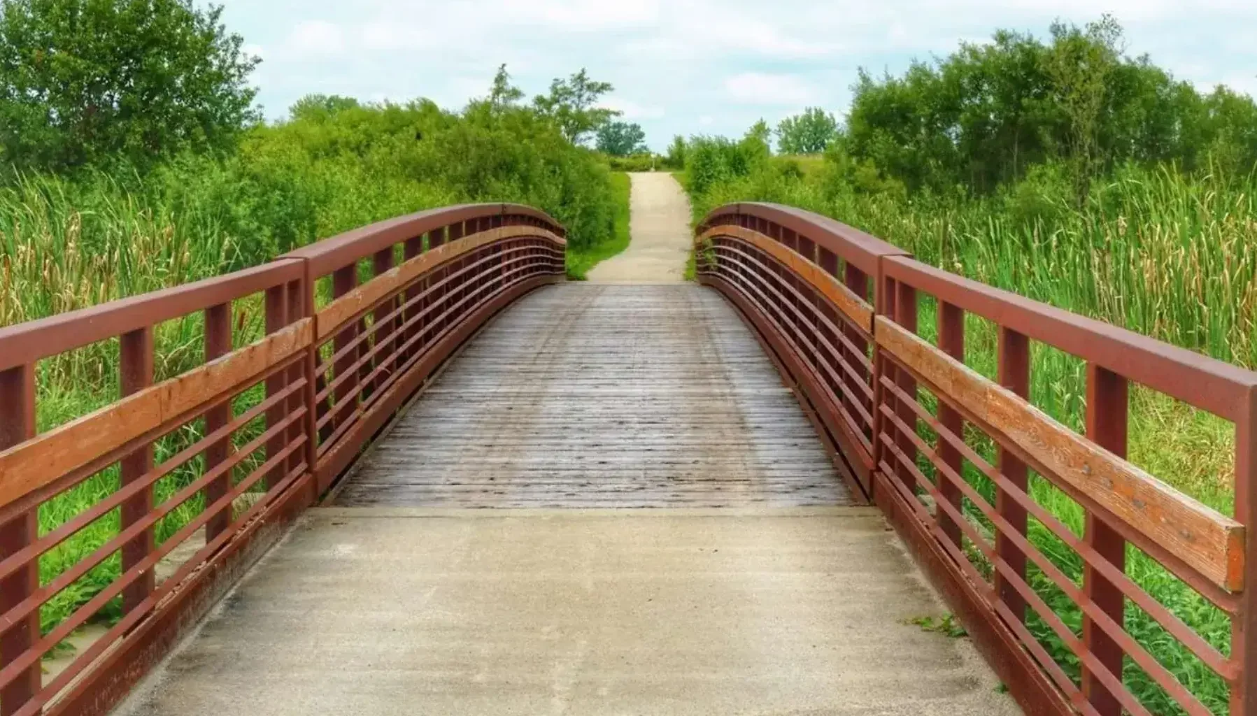 Stranded Outside? How to Find a Trustworthy Locksmith in Minutes