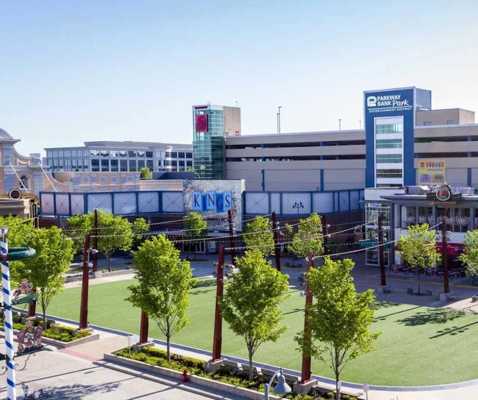 Why You Might Need Traditional Car Key Replacement Services From Secure Locks