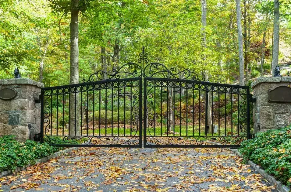 Gate Expectations: Essential Tips For Maintaining Your Automatic Entrance