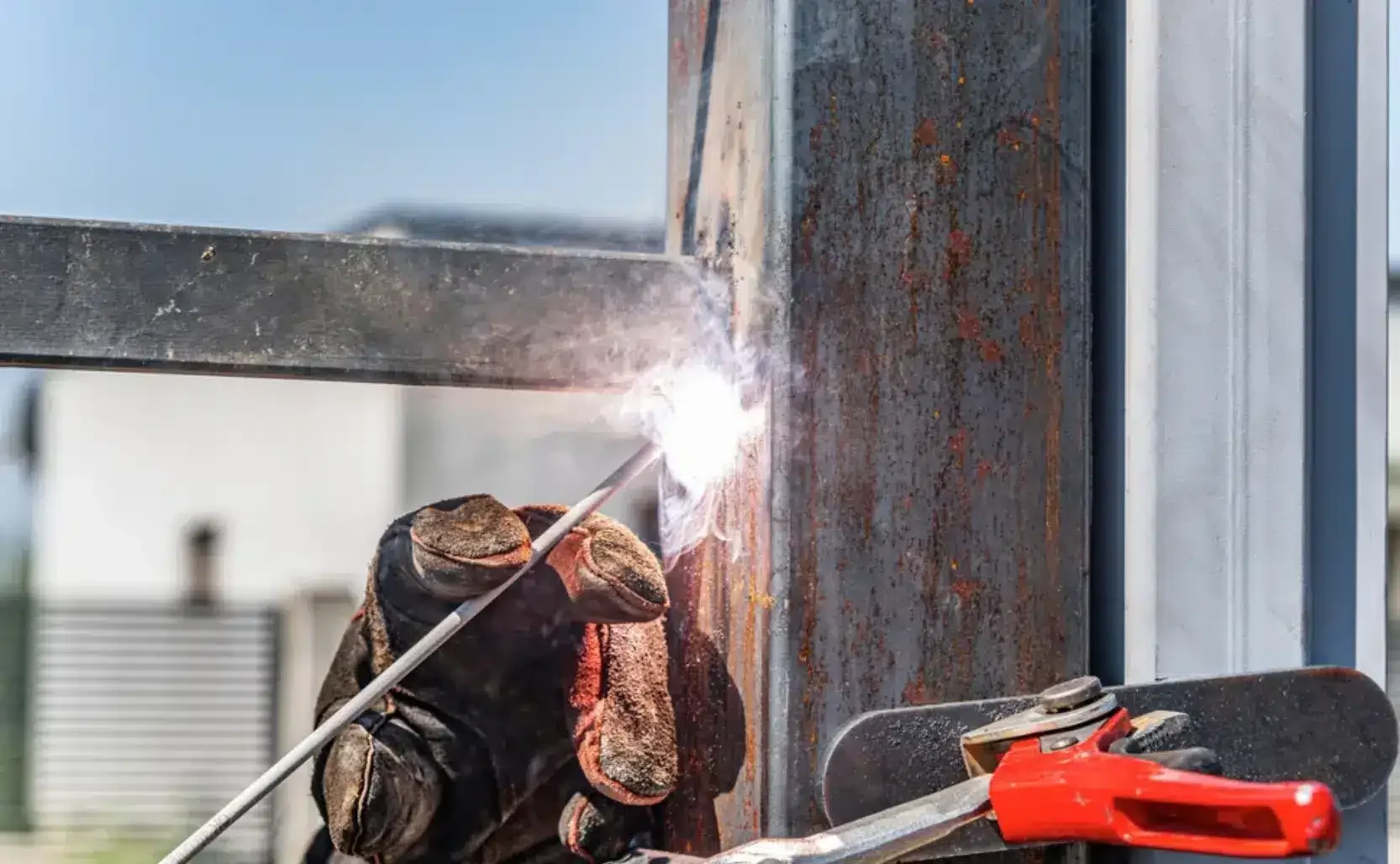 Maintenance Practices to Avoid Typical Gate Problems