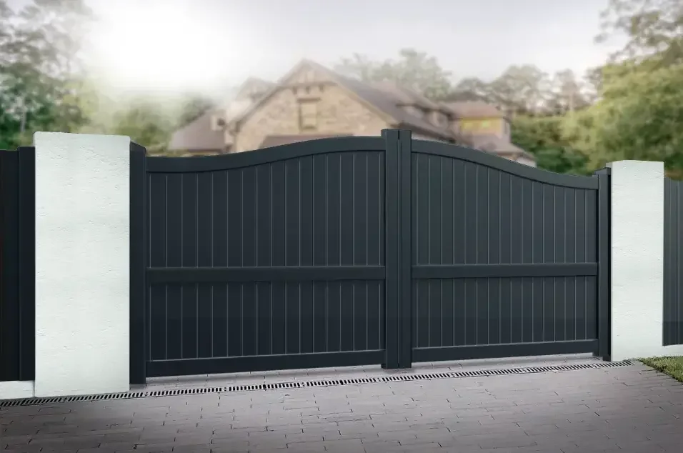 Top Types of Wood for Driveway Gates: Choosing the Best Material