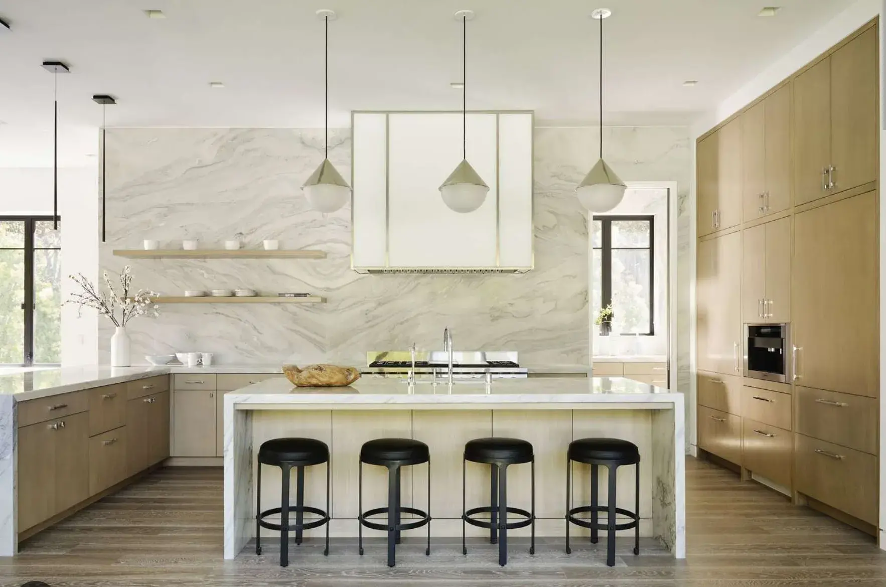 How Morgan Hill CA Kitchen Remodelers Transform Outdated Kitchens into Modern Spaces