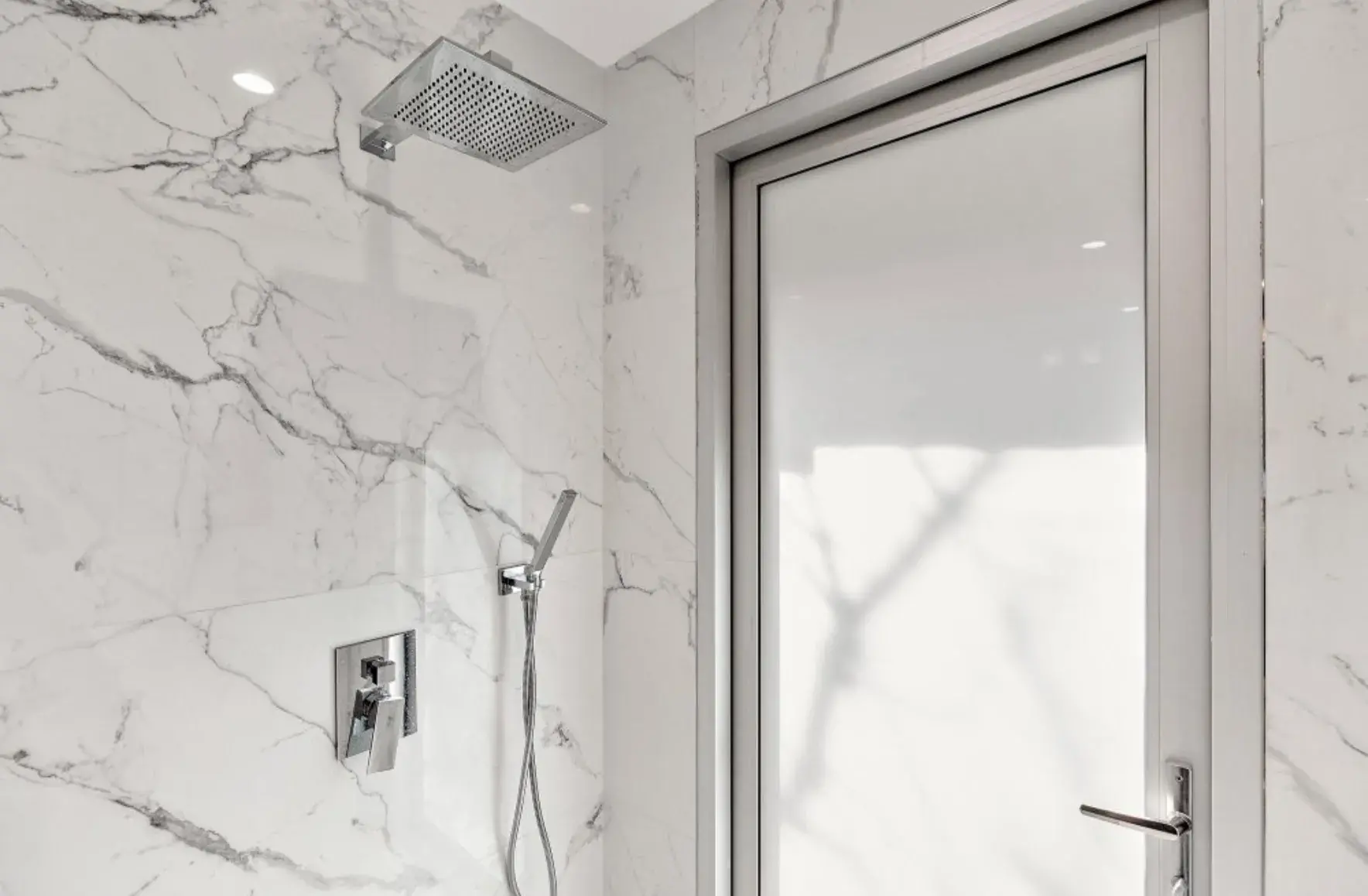 Maximizing Space: Stylish Basement Bathroom Remodel Ideas